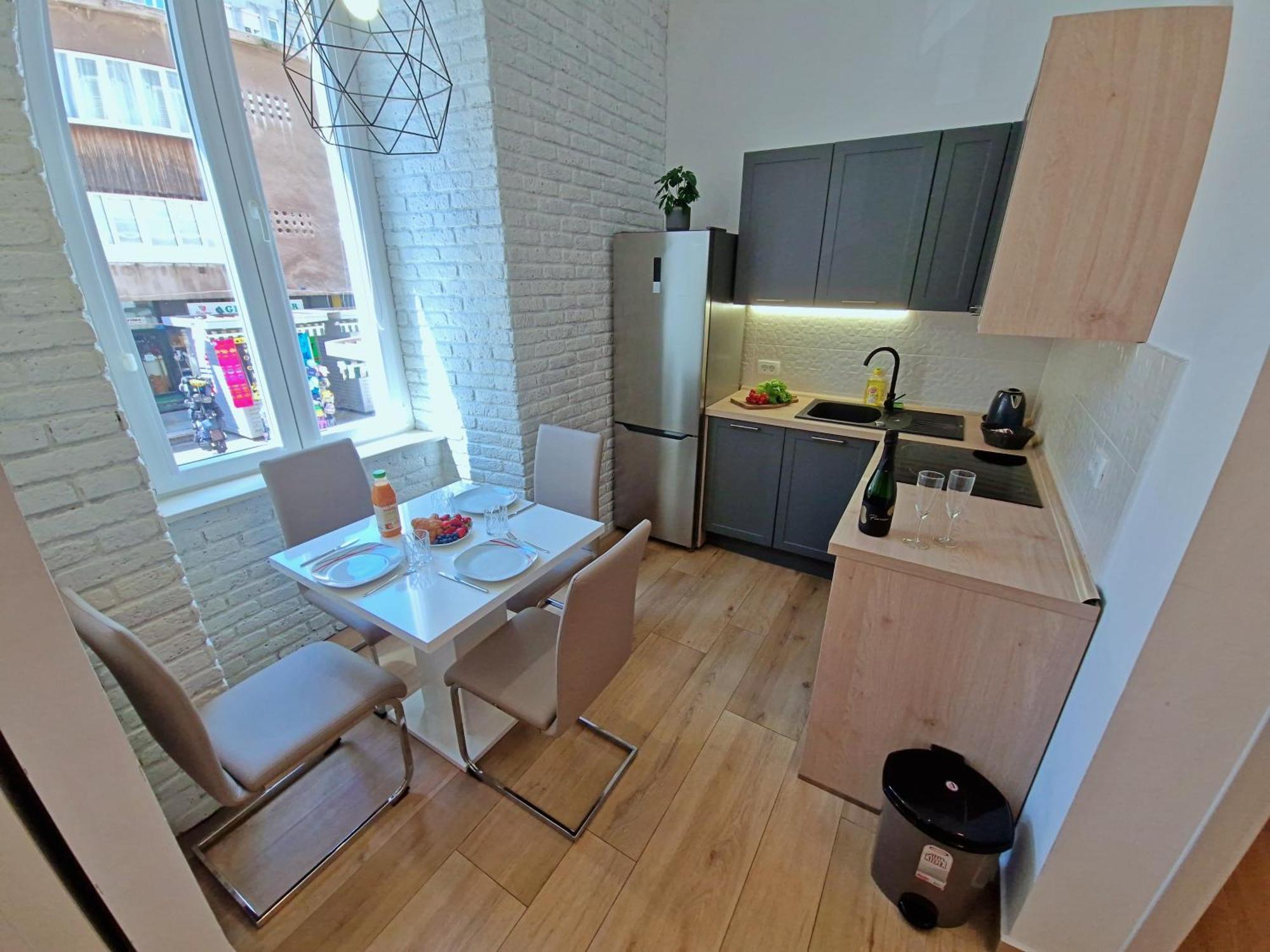 Lola'S Place Rijeka Eksteriør billede